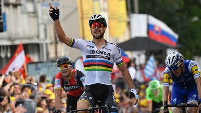 Peter Sagan wins stage three