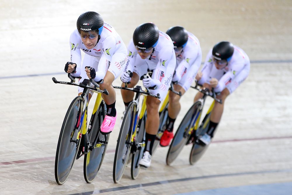 Annie Foreman-Mackey, Jasmin Glaesser, Kirsti Lay and Stephanie Roorda of Canada compete in the final of the Womens Team Pursuit