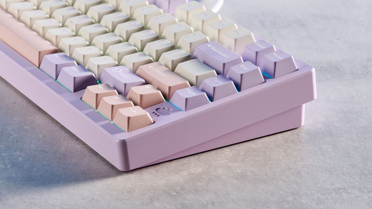 A purple Wobkey Rainy 75 Pro wireless mechanical keyboard with hot-swappable switches