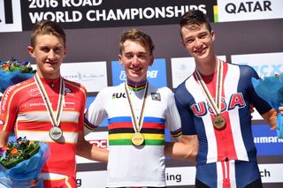 Brendan McNulty wins the junior men's TT at the 2016 World Road Championships