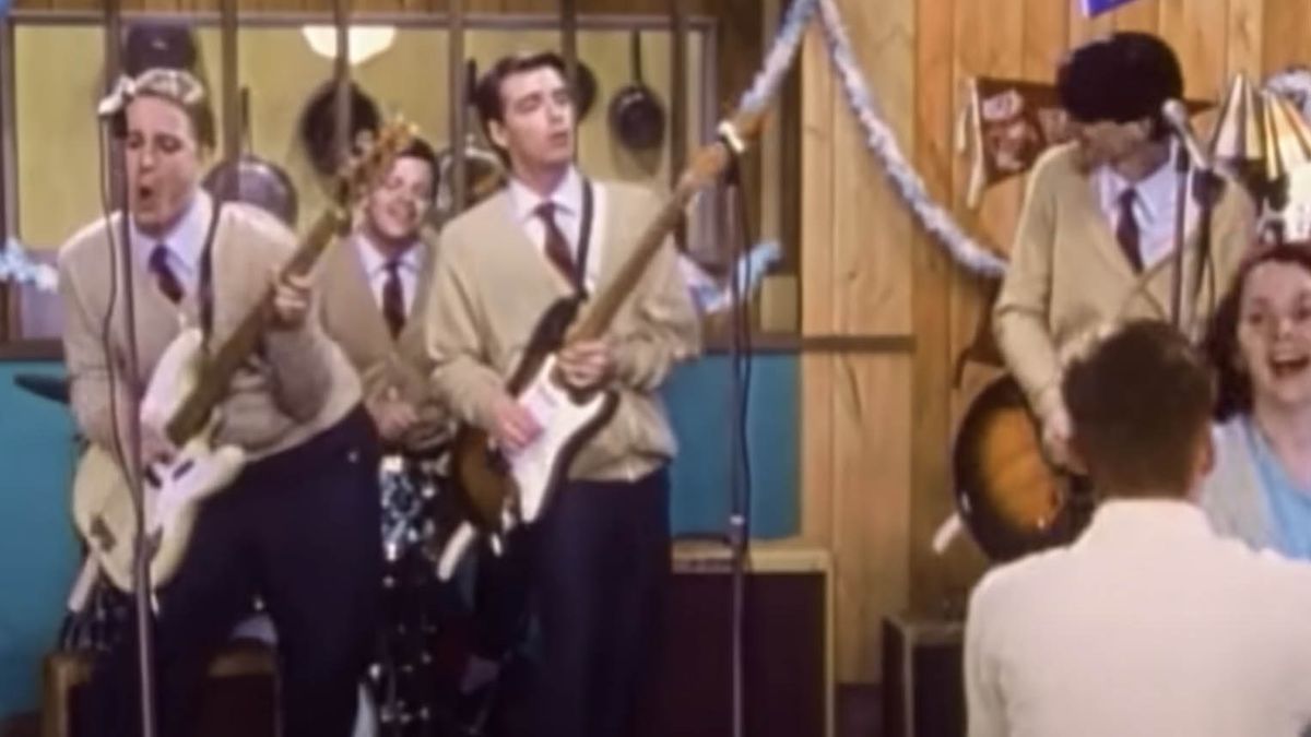 Weezer&#039;s Buddy Holly video