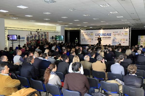 The Liquigas-Cannondale presentation took place on Milan's Via Gattamelata.