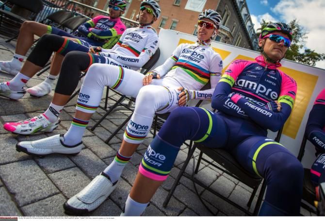Rui Costa with his Lampre-Merida teammates
