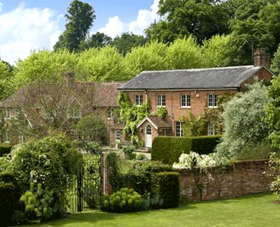 hampshire-country-house-for-sale.gif