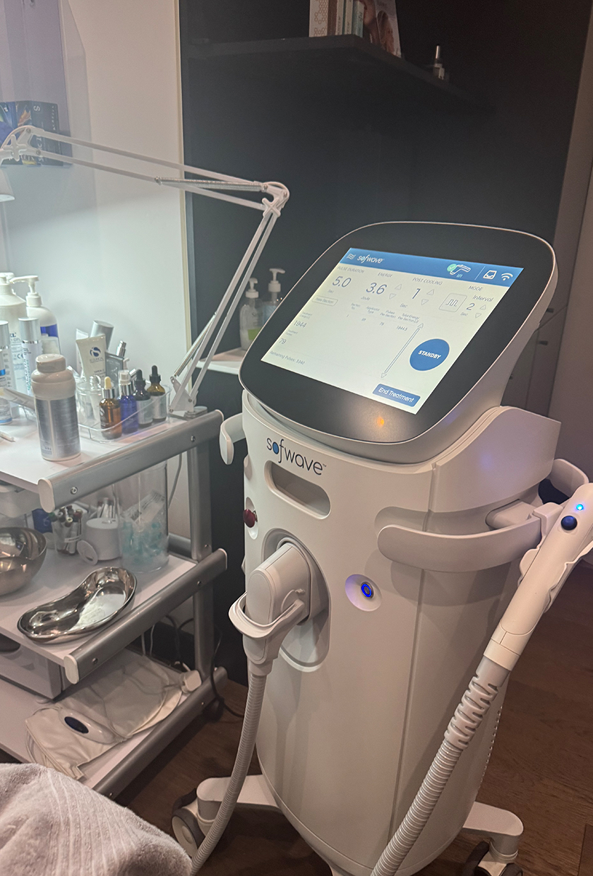 Una foto de la máquina Sofwave en la clínica Mallucci
