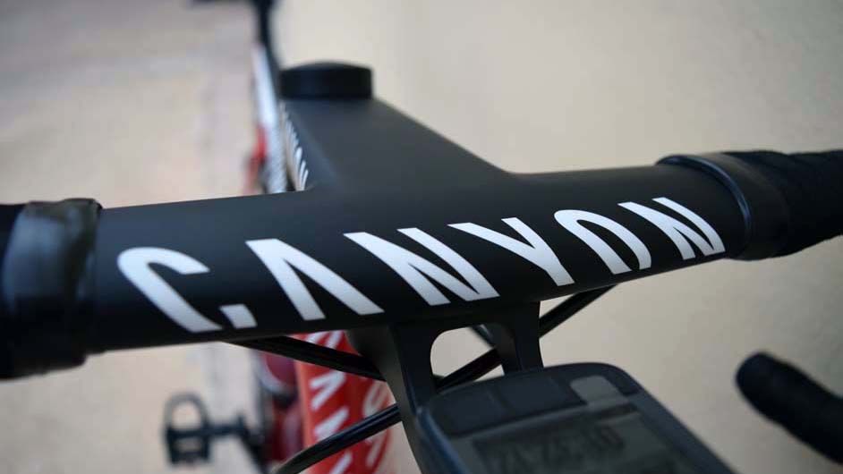 A front look at Marcel Kittel's cockpit set-up