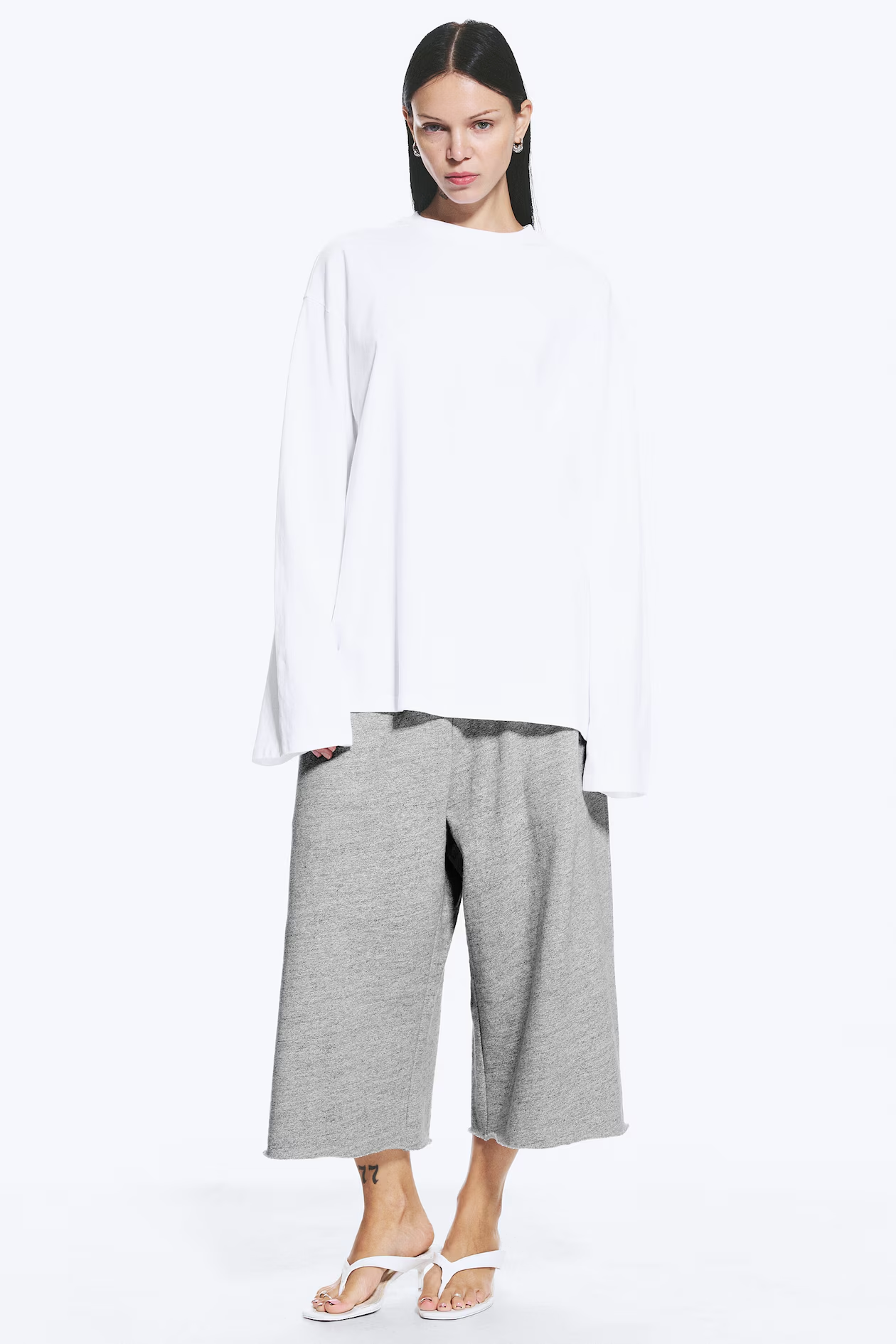 weekday, OVERSIZED LONG SLEEVE T-SHIRT