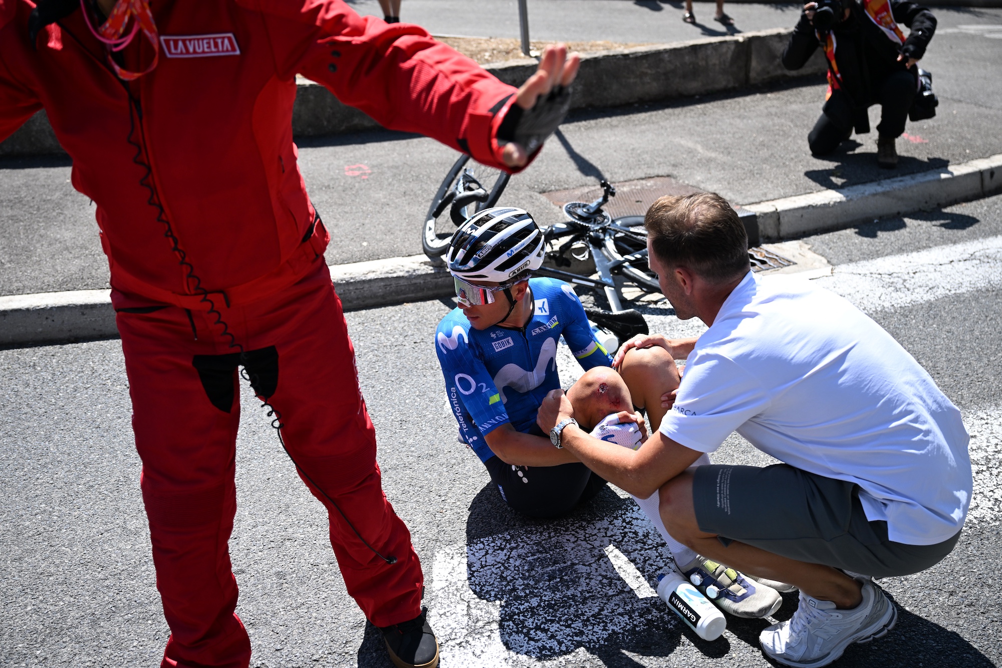 Last over the line, injured Cian Uijtdebroeks shows strain of fighting on at Vuelta a España