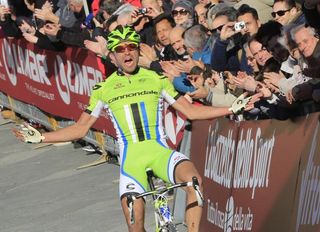 Moreno Moser (Cannondale) wins the 2013 Strade Bianche in style