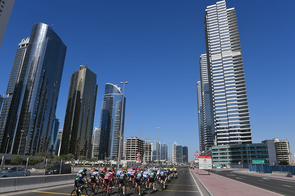 The peloton make it through the high-rise jungle of Dubai