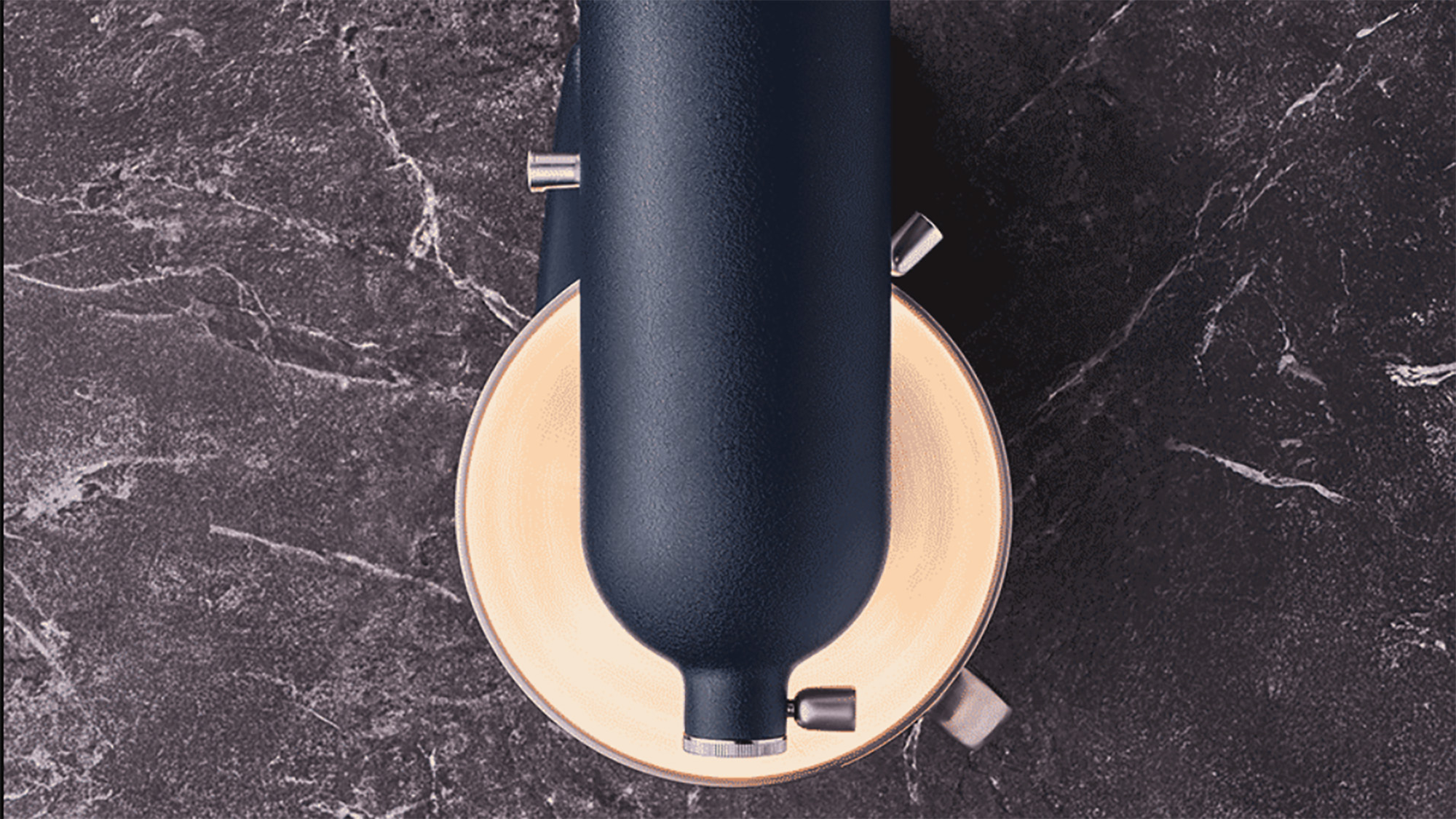 KitchenAid Artisan Plus light