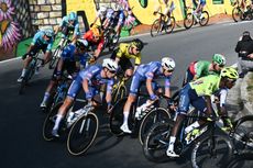 Riders descending the Cipressa at Milan-San Remo