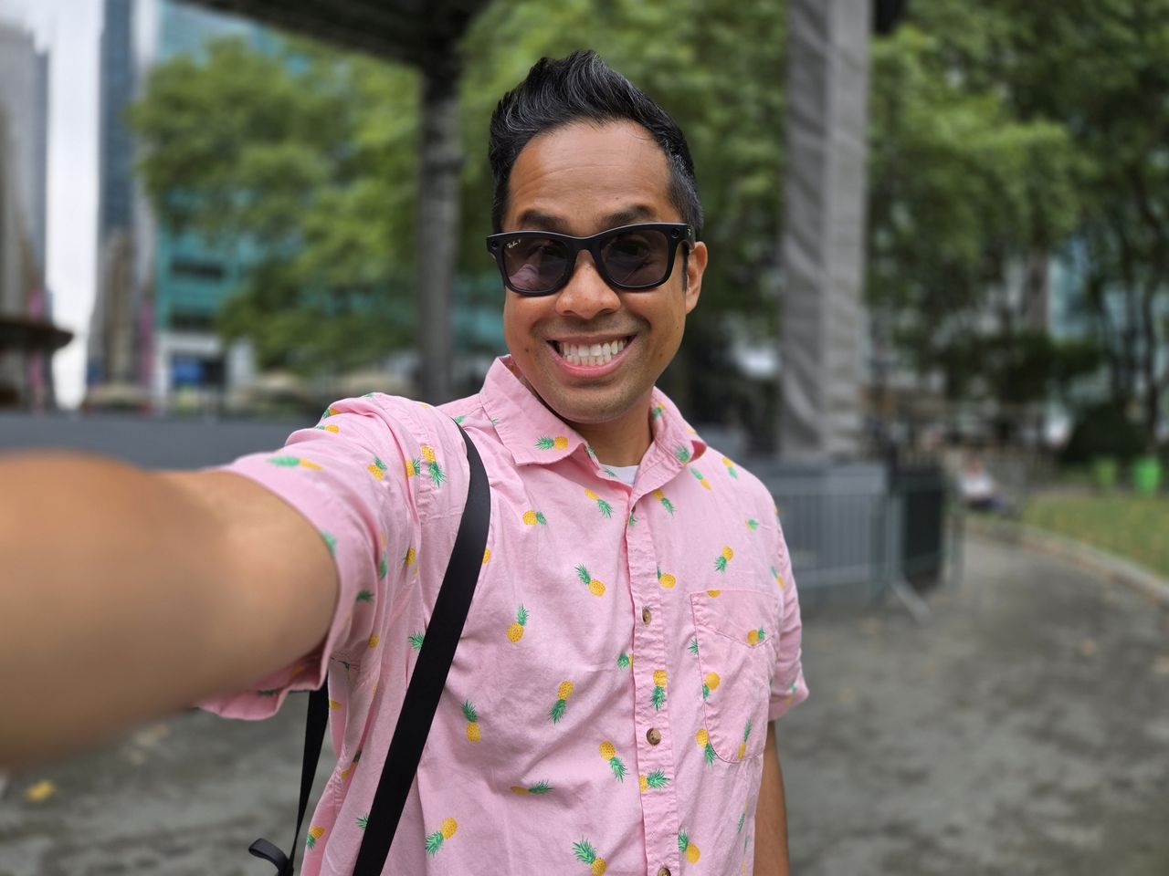 Samsung Galaxy Z Fold 6 portrait sample.