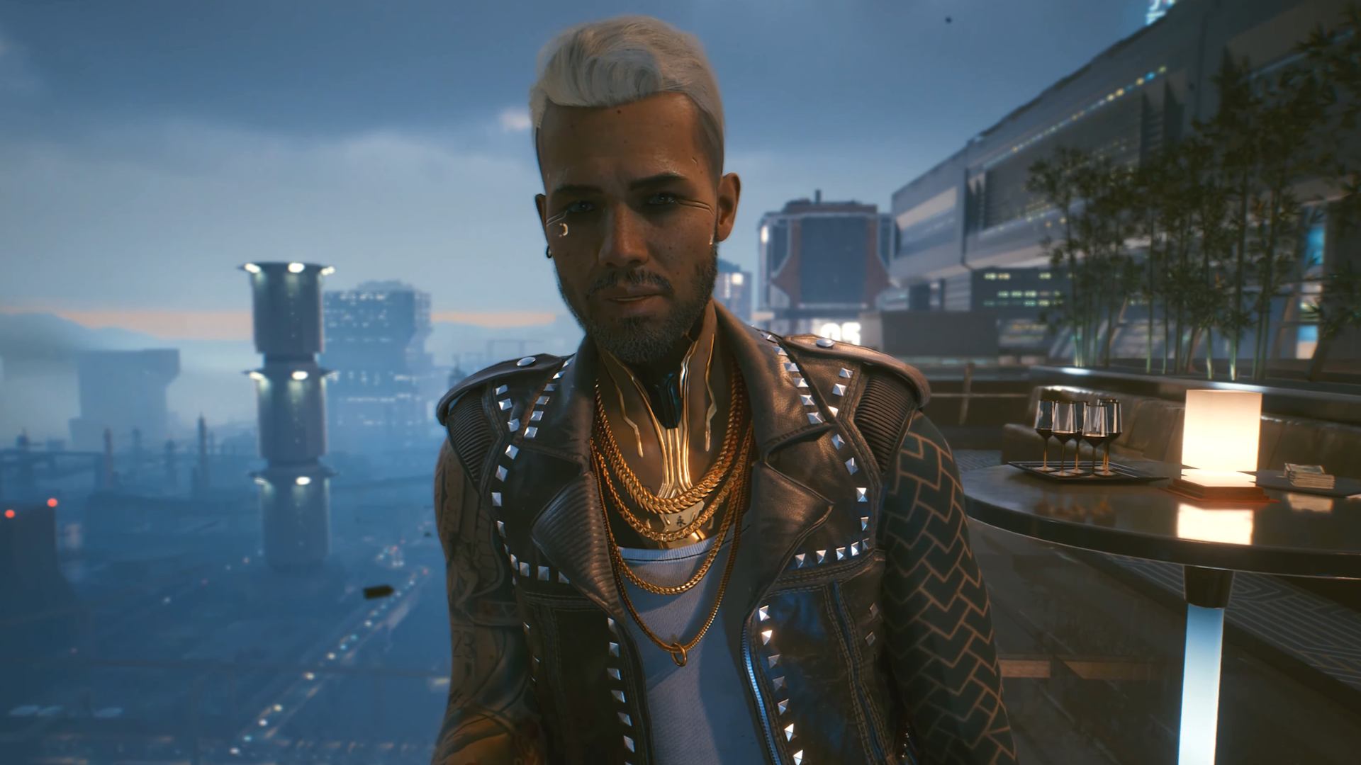 How to romance Kerry in Cyberpunk 2077 - Kerry speaking while leaning on a balcony