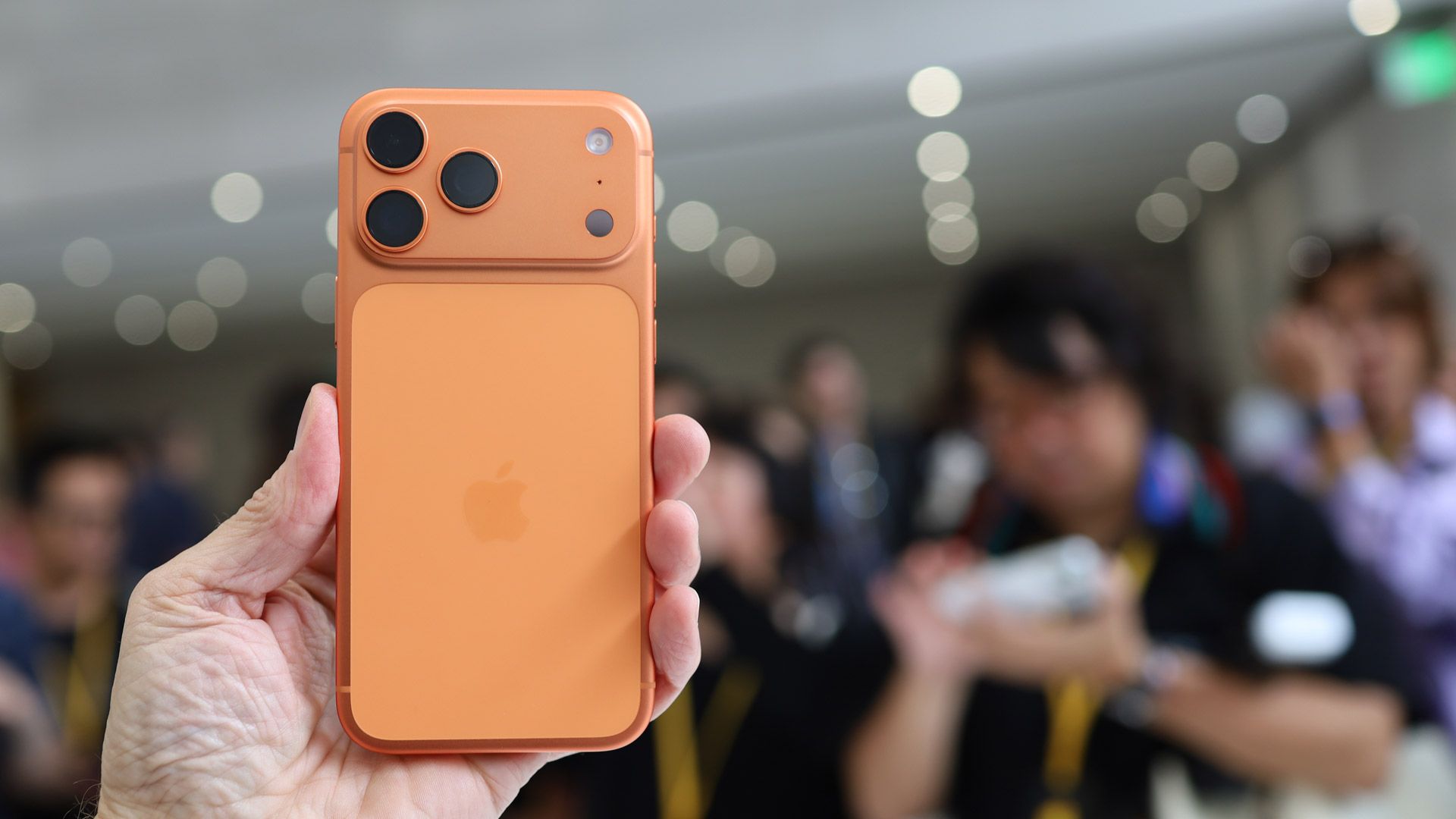 50% pembaca TechRadar lebih memilih iPhone 17 Pro dibandingkan standar 17, dan saya ingin tahu alasannya