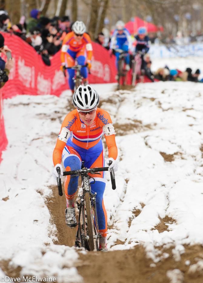 Marianne Vos (NED) with a gap on lap two