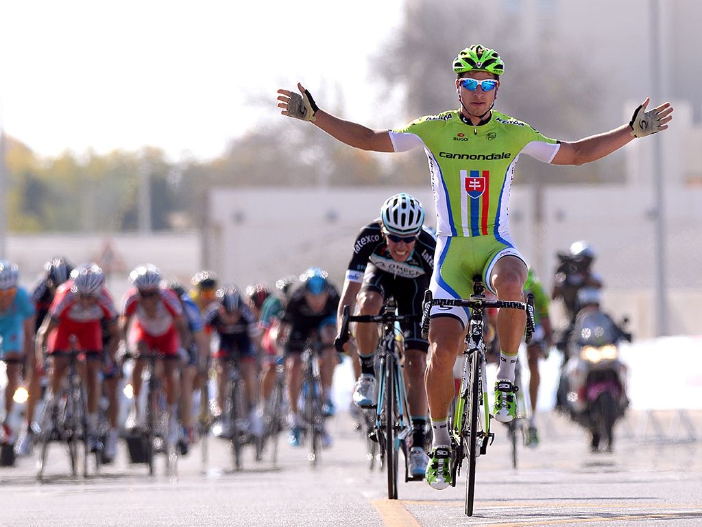 Sagan out sprints Rigoberto Uran at the 2014 Tour of Oman
