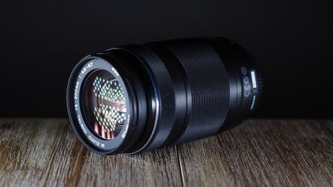 Olympus M.Zuiko 75-300mm f/4.8-6.7 II review