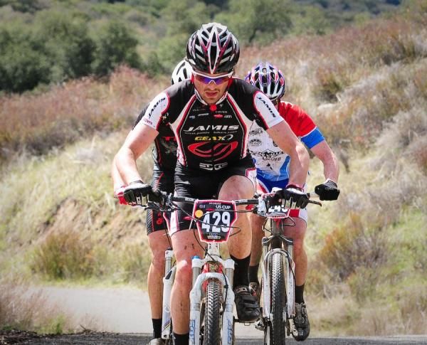 Adam Snyder (Team Jamis) leading the second chase group