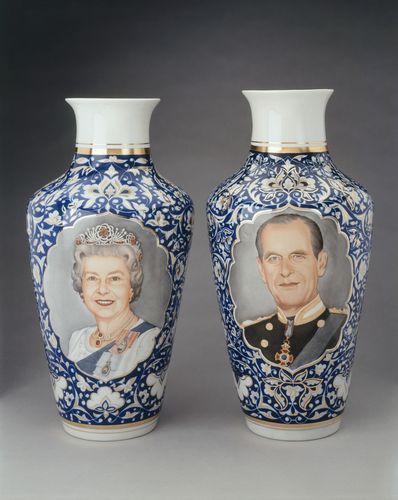 A pair of portrait vases