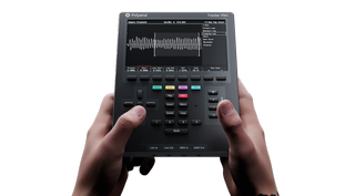 Polyend Tracker Mini - the handheld music maker