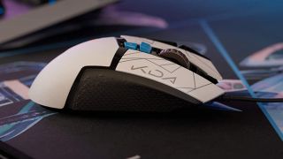 Logitech G502 Hero gaming mouse