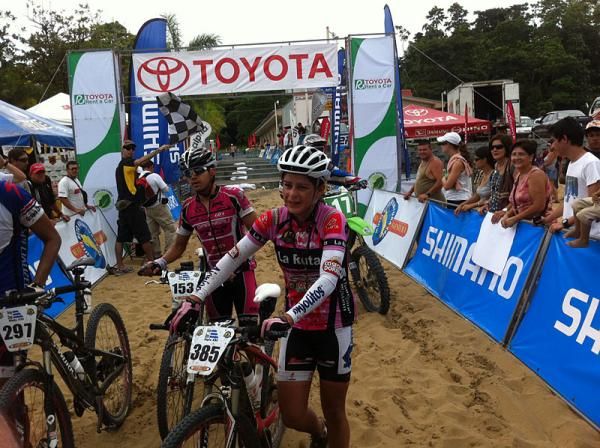 Adriana Rojas (Specialized) finishes off La Ruta