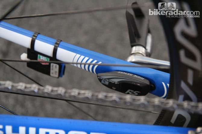 Giant's RideSense wireless ANT+ speed sensor is attached to the non-driveside chain stay. The timing chip is located just behind it.