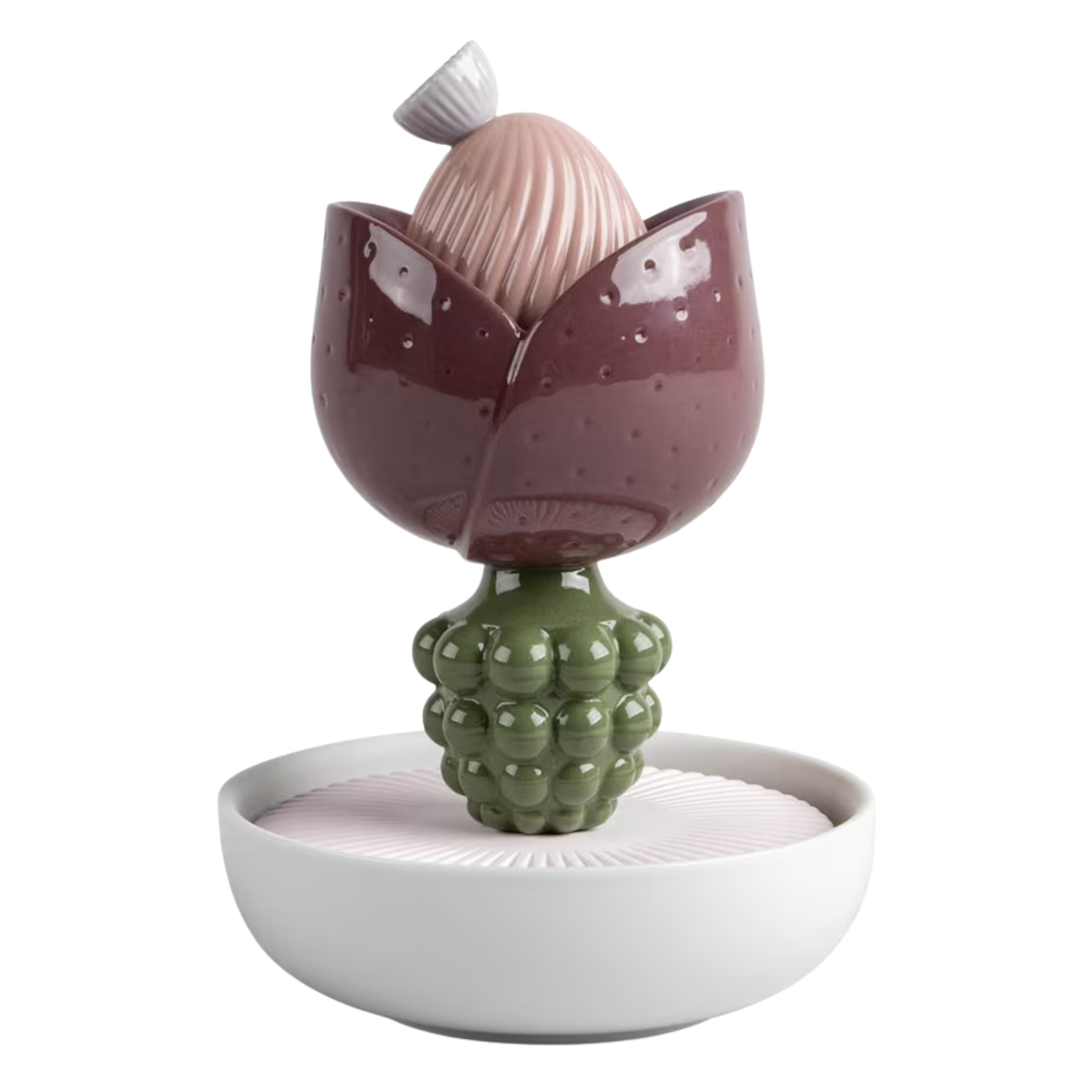 A porcelain flower diffuser