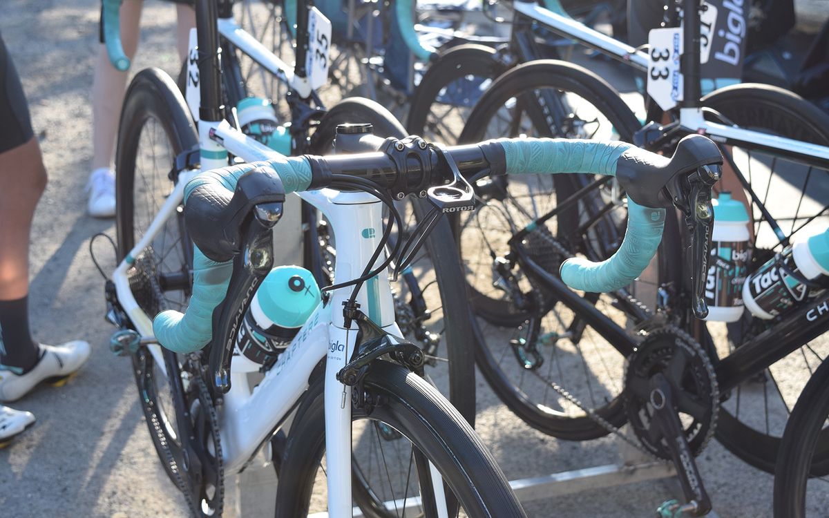 Lizzy Banks' bike was equipped with a Shimano Dura-Ace R9100 mechanical groupset