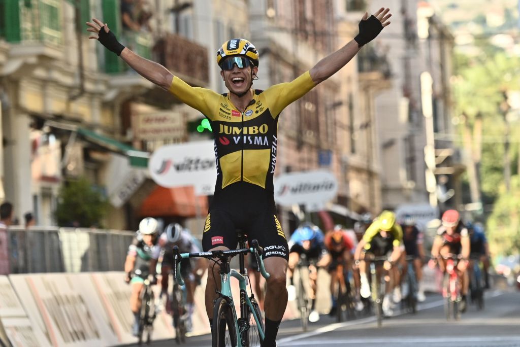 Wout Van Aert (Jumbo-Visma) wins Milan-San Remo 2020