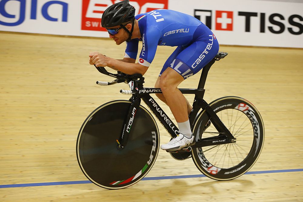 Italy's Simone Consonni training for the team pursuit