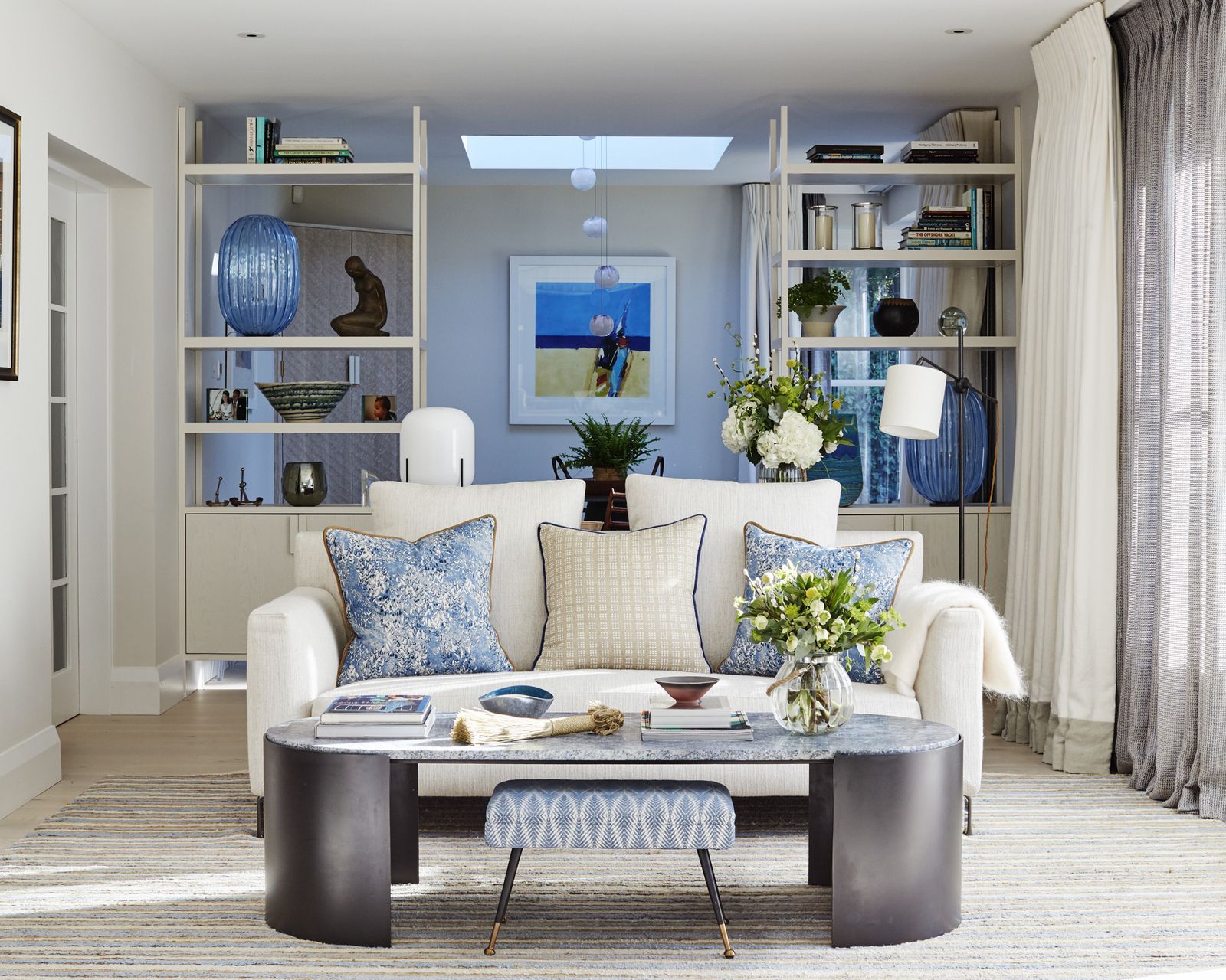 White sofa living room ideas: 10 tips for statement seating | Homes and ...