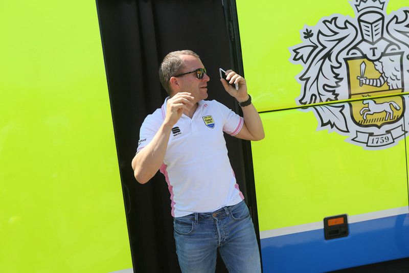 Tinkoff-Saxo DS Steven De Jongh steps out of the team bus