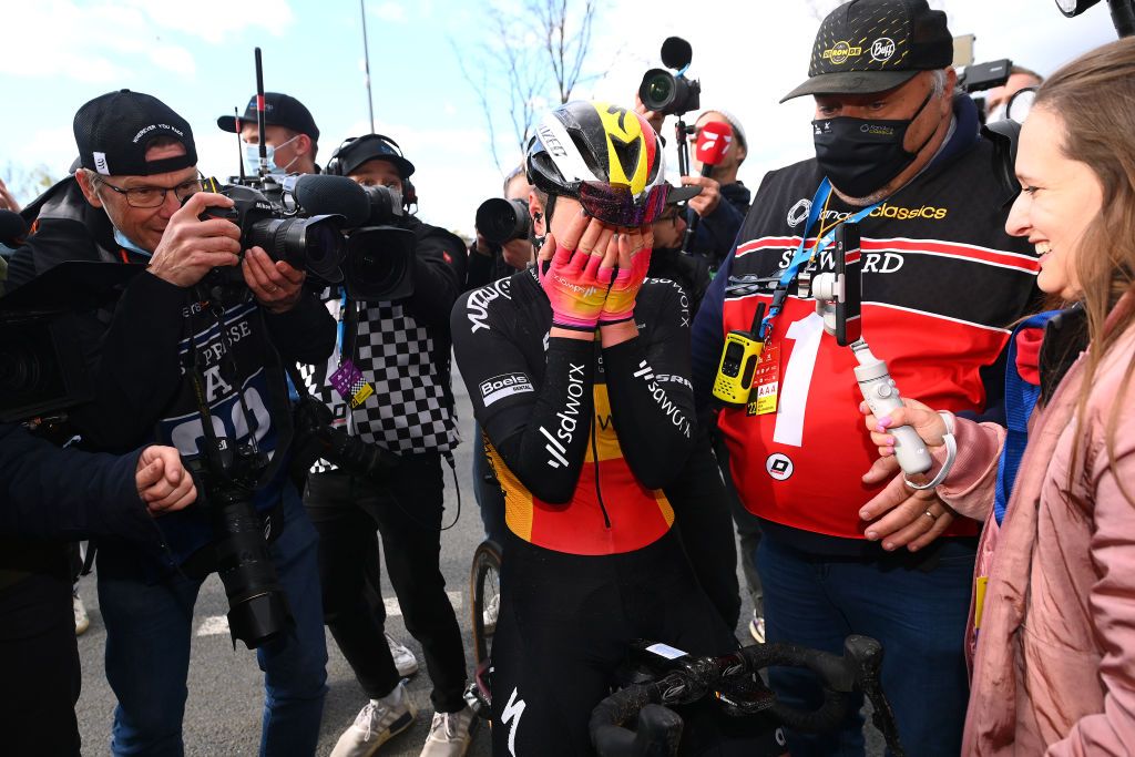 OUDENAARDE BELGIUM APRIL 03 Race winner Lotte Kopecky of Belgium and Team SD Worx reacts after the 19th Ronde van Vlaanderen Tour des Flandres 2022 Womens Elite a 1586km one day race from Oudenaarde to Oudenaarde RVV22 RVVwomen on April 03 2022 in Oudenaarde Belgium Photo by Tim de WaeleGetty Images