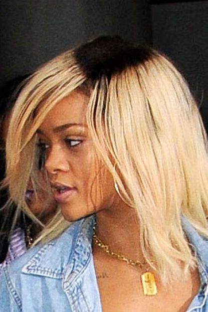 Rihanna wears blonde hair with dark roots - beauty news - celebrity gossip