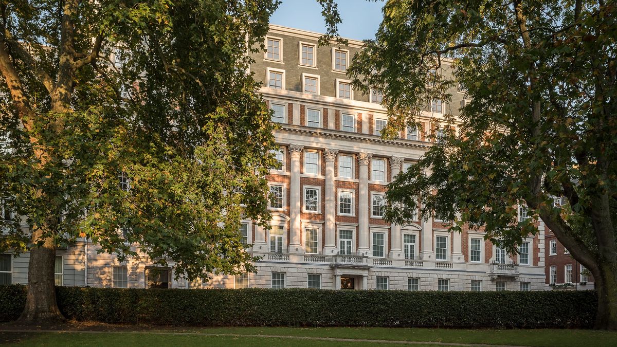 The UK&#39;s most expensive apartment just sold for £140 million | Livingetc % | LivingEtcDocument ...