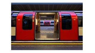 How to shoot photography on the London Underground
