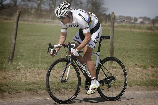 Philippe Gilbert (BMC) on the attack