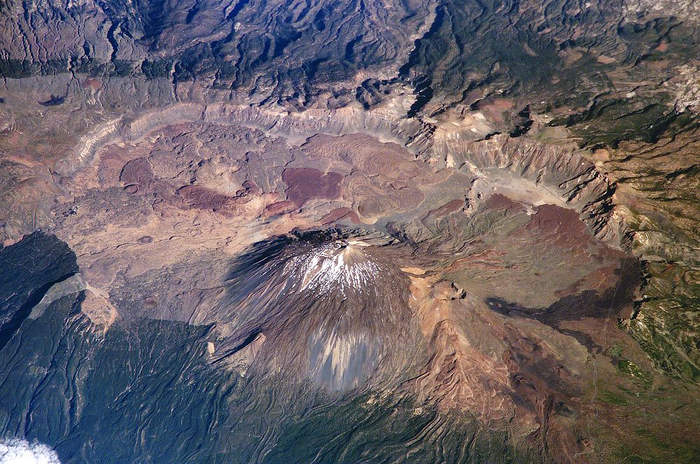 Las Canadas volcano and caldera