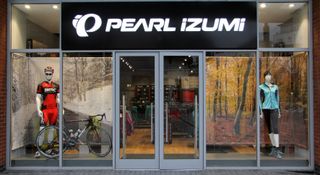 Paralympic champion Dame Sarah Storey will officially open the new Portsmouth Pearl Izumi store on Saturday.