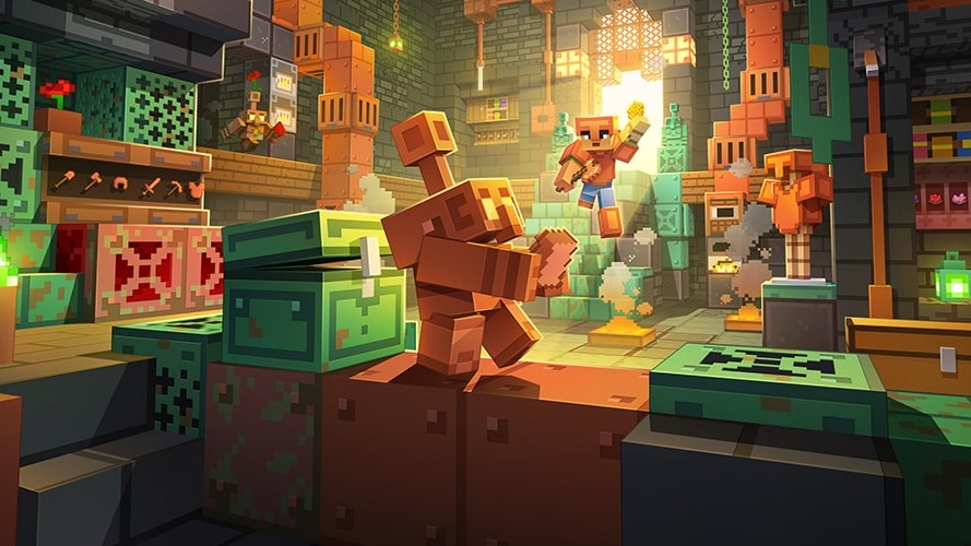 Minecraft Copper Age screenshots of golem and items.