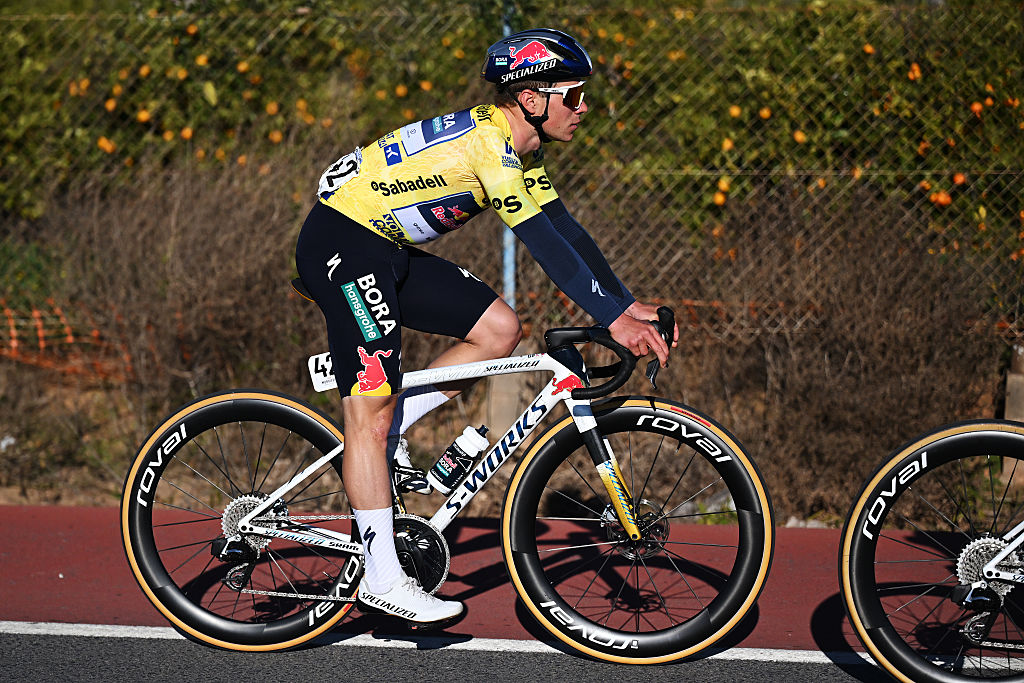 VALENCIA, SPAIN - FEBRUARY 08: Remco Evenepoel of Belgium and Team Red Bull - BORA - hansgrohe - Yellow leader jersey competes during the 77th Volta Comunitat Valenciana 2026, Stage 5 a 94.7km stage from Betera to Valencia on February 08, 2026 in Valencia, Spain. (Photo by Szymon Gruchalski/Getty Images)