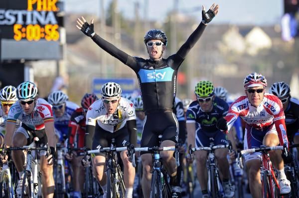 Greg Henderson (Sky Procycling) wins the stage