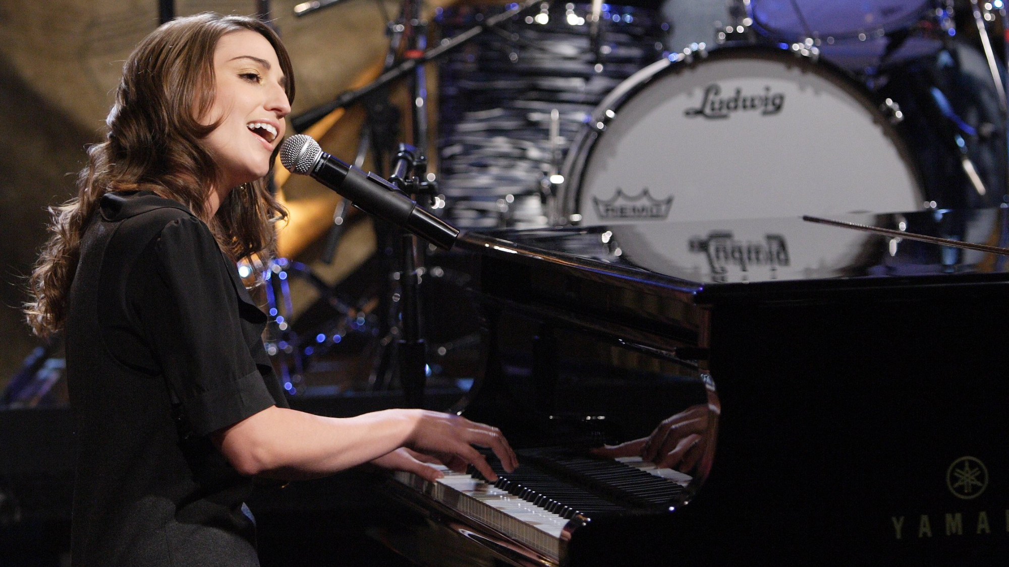 Sara Bareilles performs on January 17, 2008 