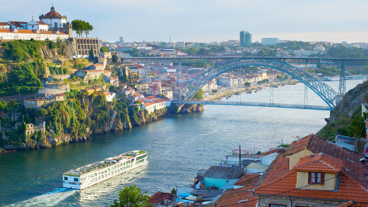 River cruise ship, Douro River, Porto.