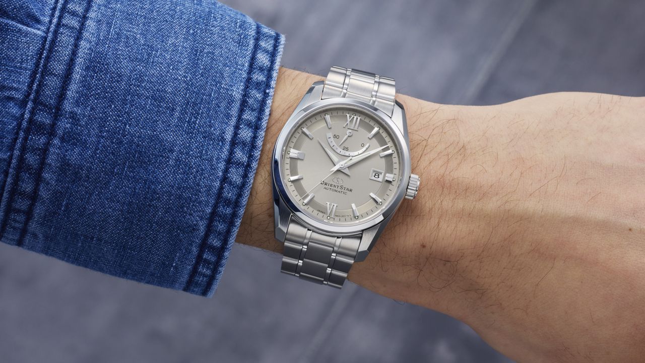 Orient Star Contemporary Date