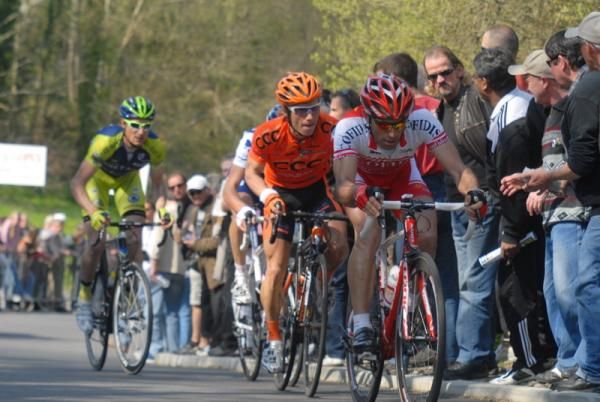 St&eacute;phane Aug&eacute; puts in an attack