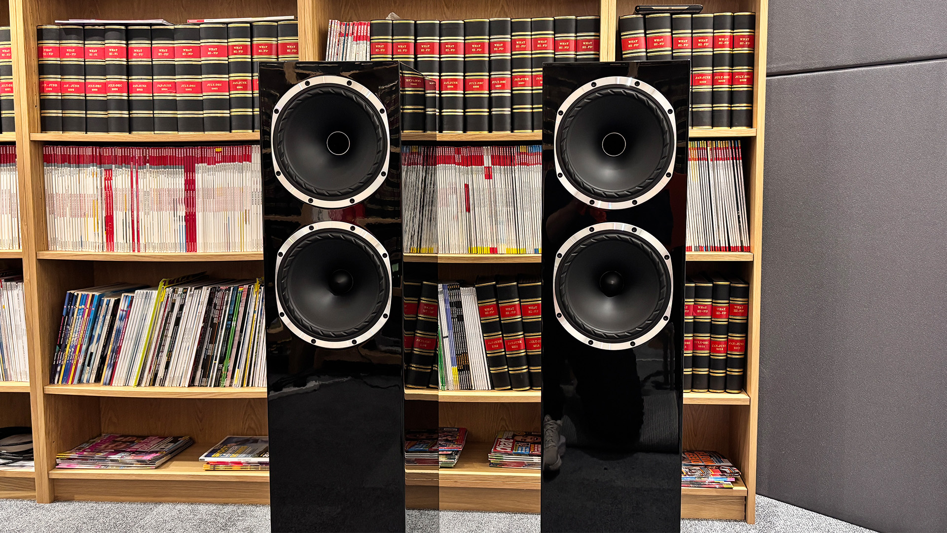 Fyne Audio F502S floorstanding speakers