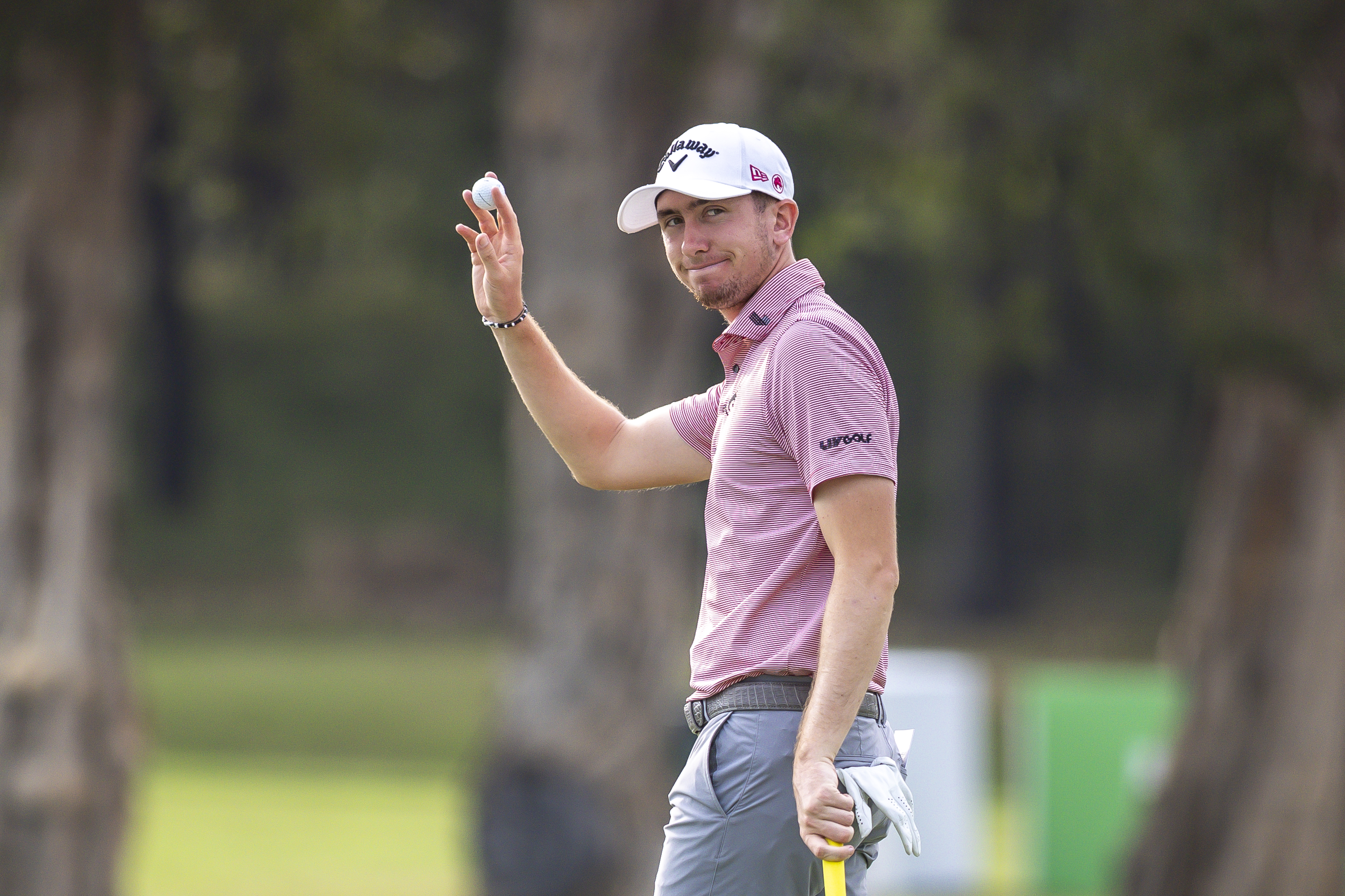 Tom McKibbin waves to the crowd